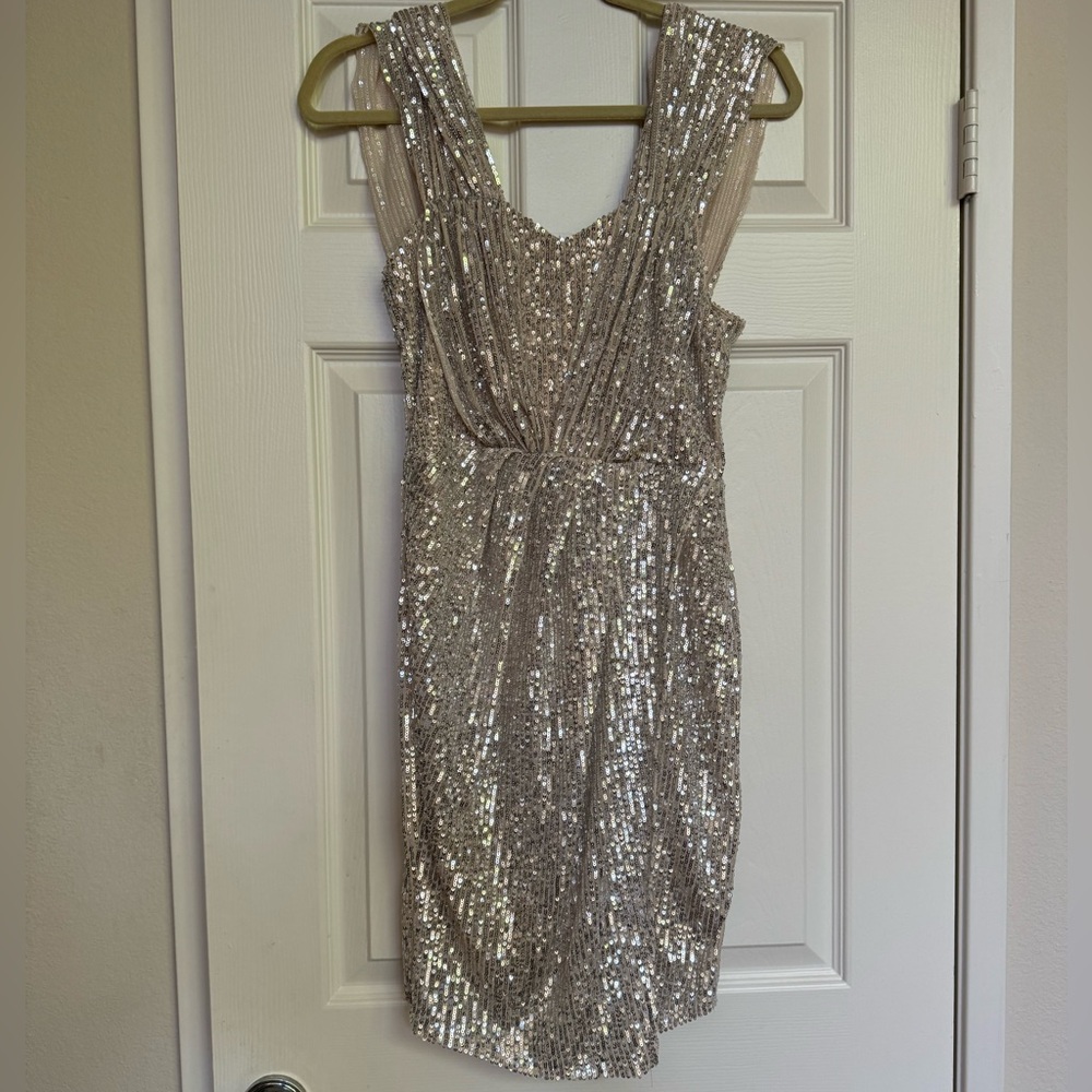 SEQUIN CHAMPAGNE MINI DRESS - Taylor Swift Vibes - NWT